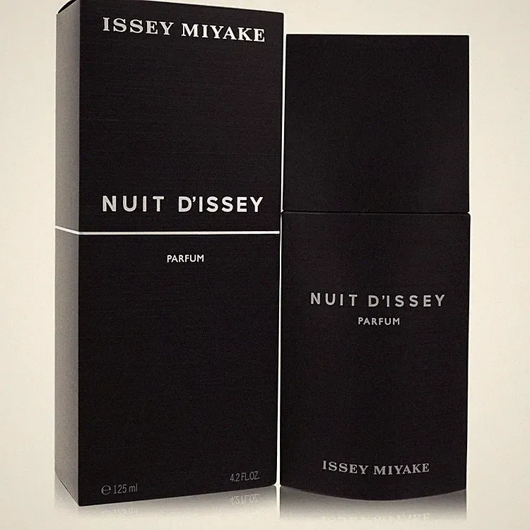 Nuit D'issey by Issey Miyake Eau De Parfum Spray 4.2 oz (Men)